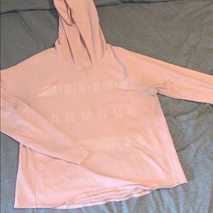 Cropped hooded pullover